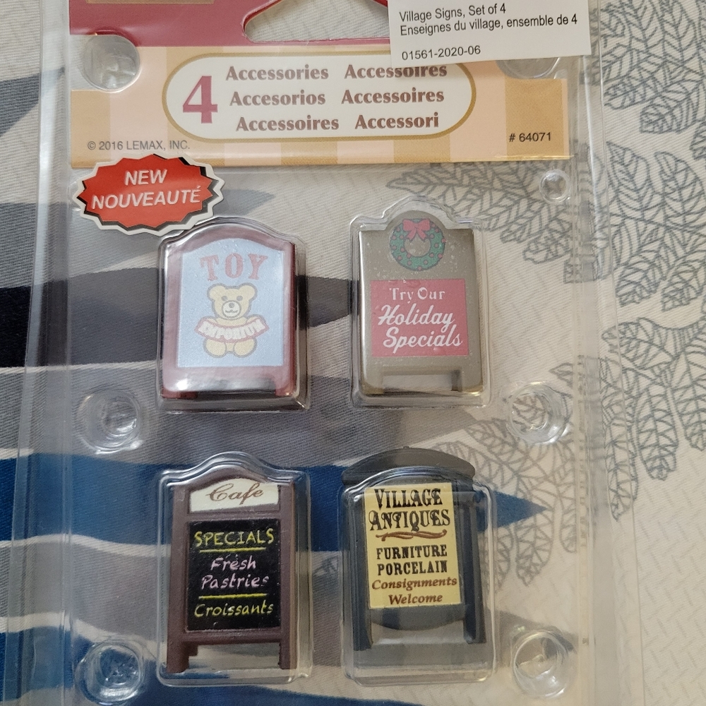 Lemax village signs (set of 4)